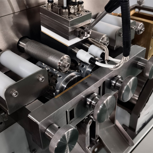 Линия по производству косметических и фармацевтических машин для капсулирования мягких капсул IRH-130