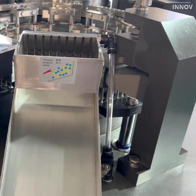 CFK-1250 Полностью автоматический наполнитель медицинских капсул для фармацевтического производства